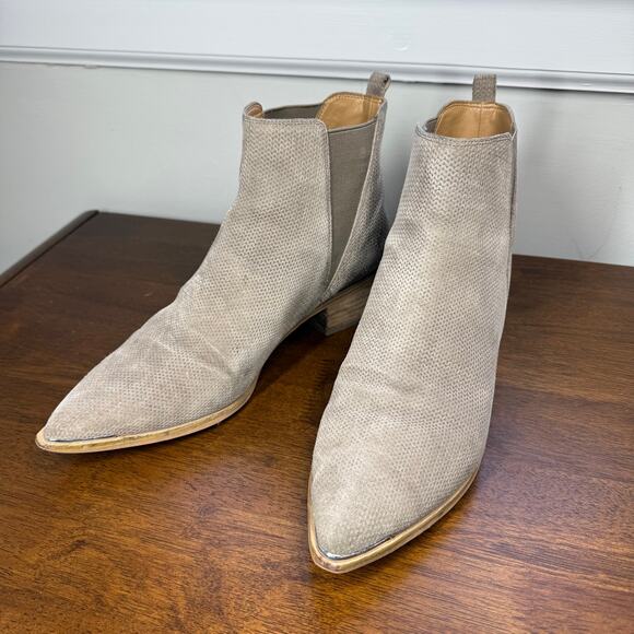 Marc Fisher Yale Dark Neutral Suede Chelsea Boot US Size 10 - Picture 3 of 15